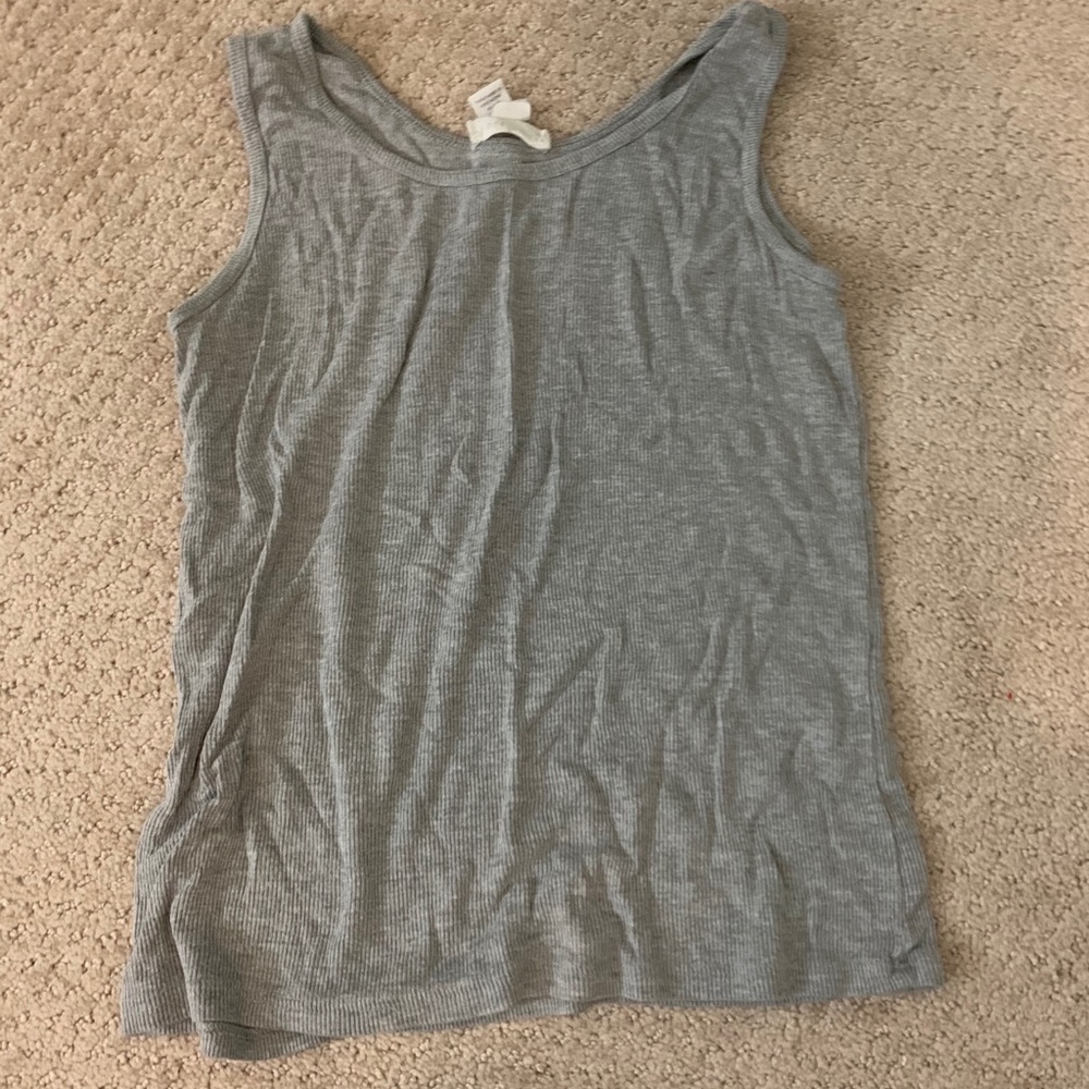 Grey tank